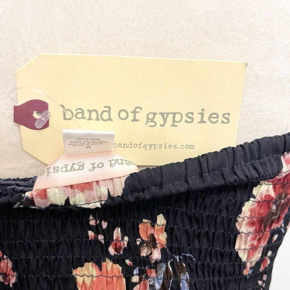 NWT Band Of‎ Gypsies Navy Jumpsuit Pink Floral- Womens Medium - Picture 5 of 16